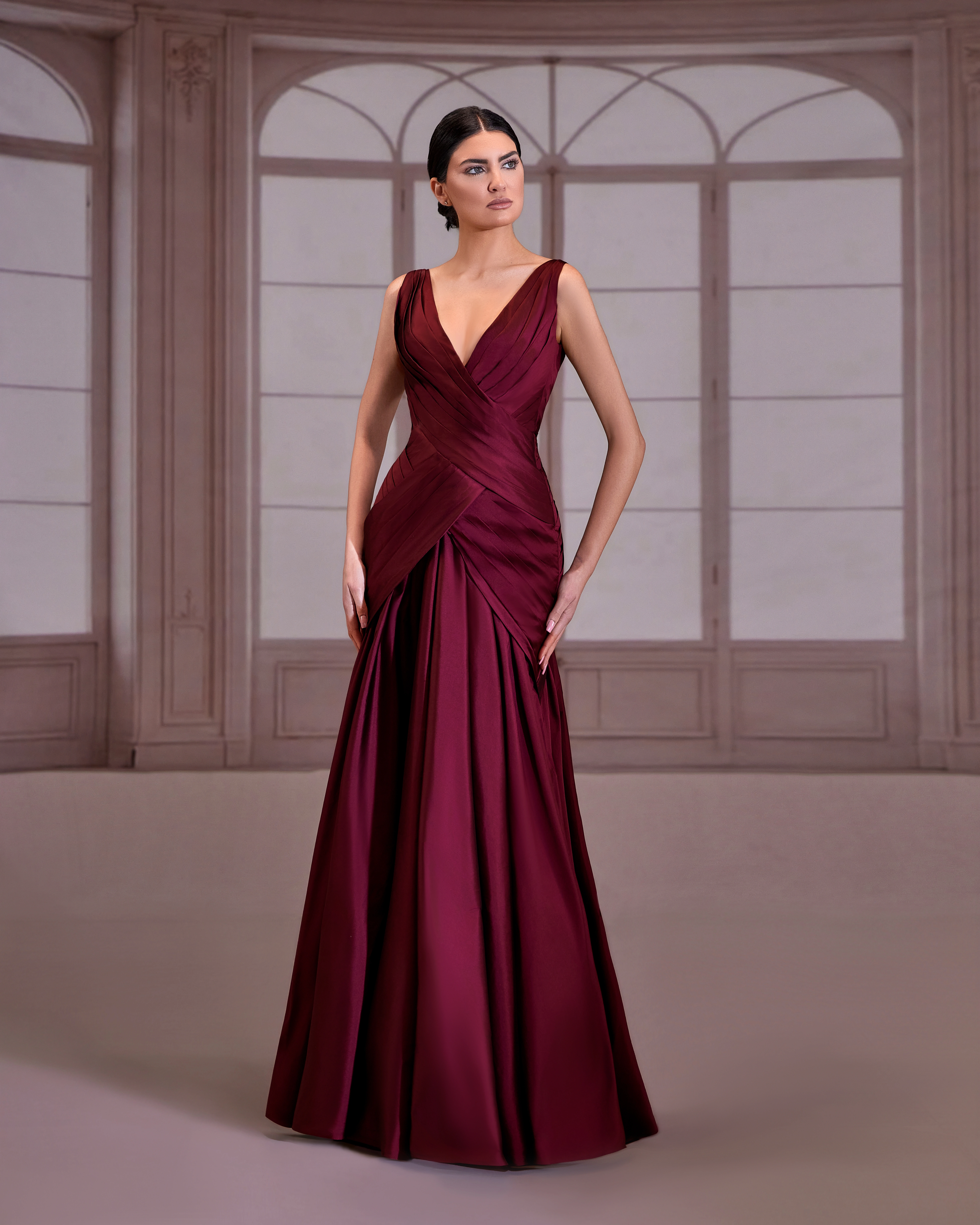SS282- Plum taffeta dress with a deep V-neckPulm US 01